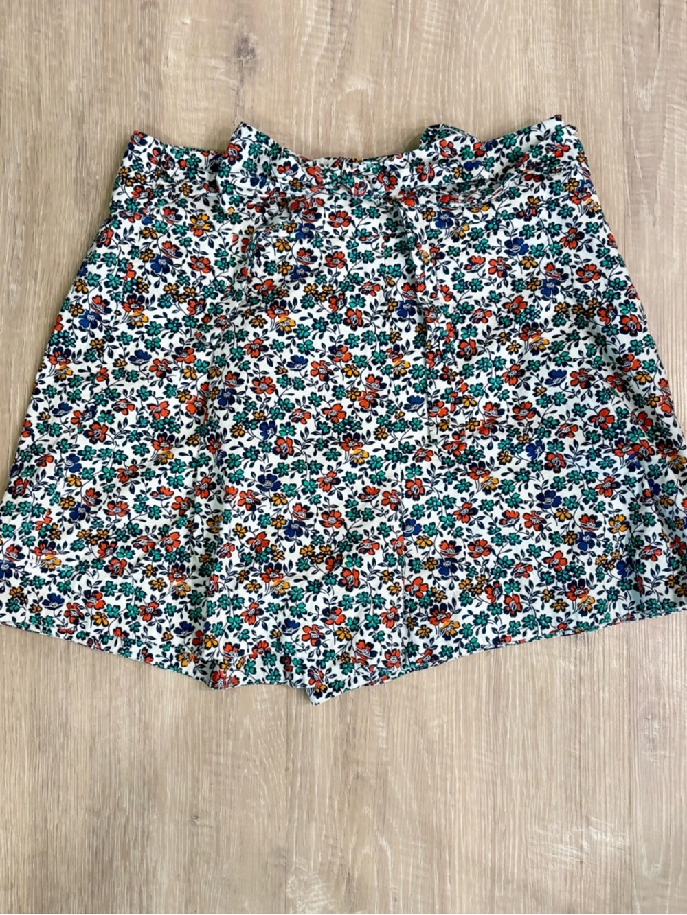 J.Crew Paperbag Shorts Women’s 0 Multicolor Pleated High Rise Waist Tie Casual